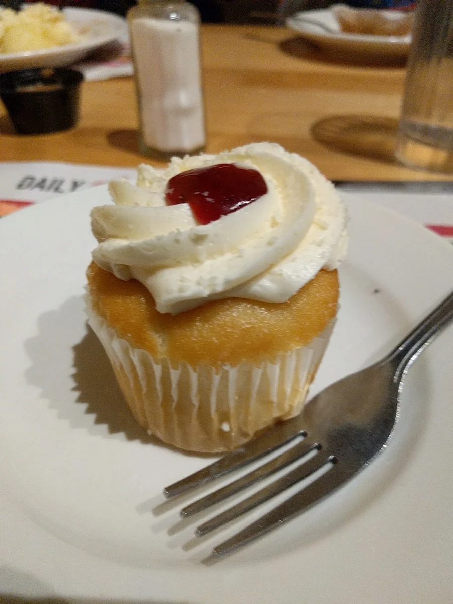 White Chocolate Raspberry Cupcake