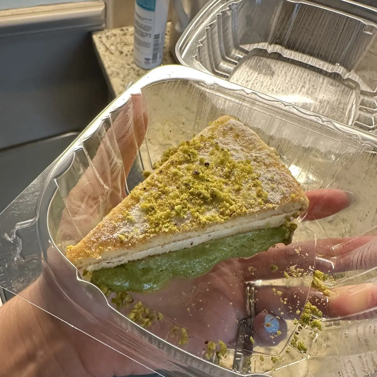 Pistachio Cream Cake