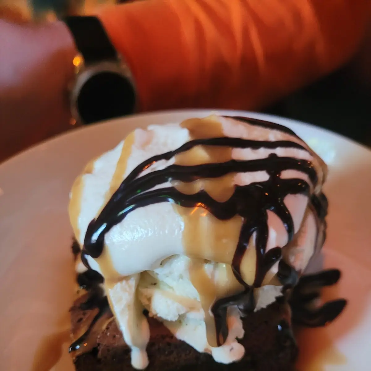 Black & Tan Brownie Sundae