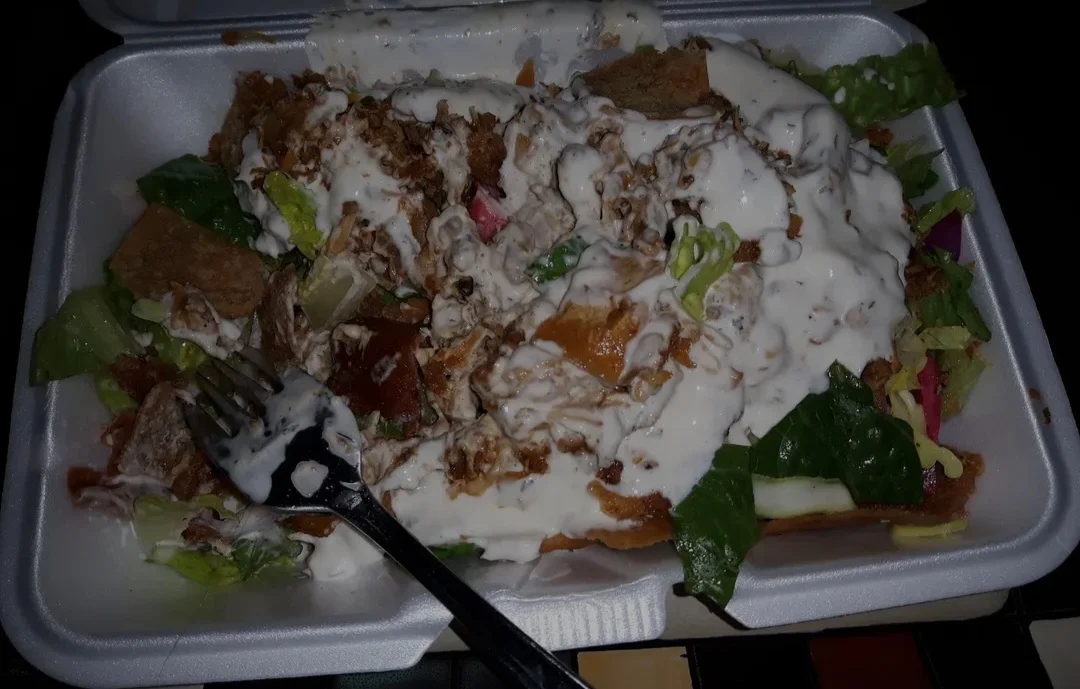 Highlights, Dundas Shawarma & Grill
