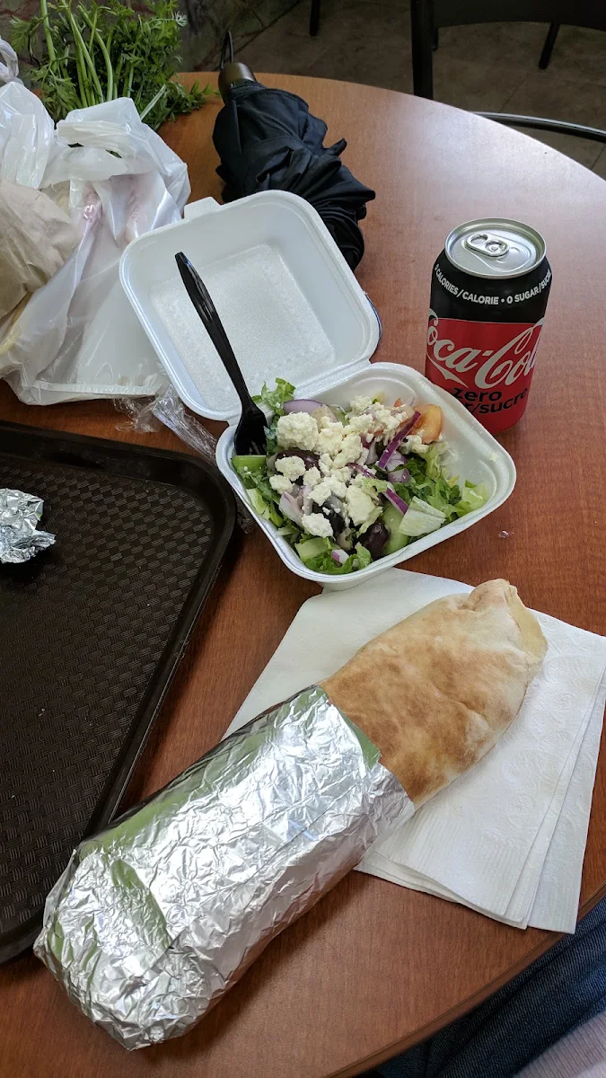 Highlights, Dundas Shawarma & Grill