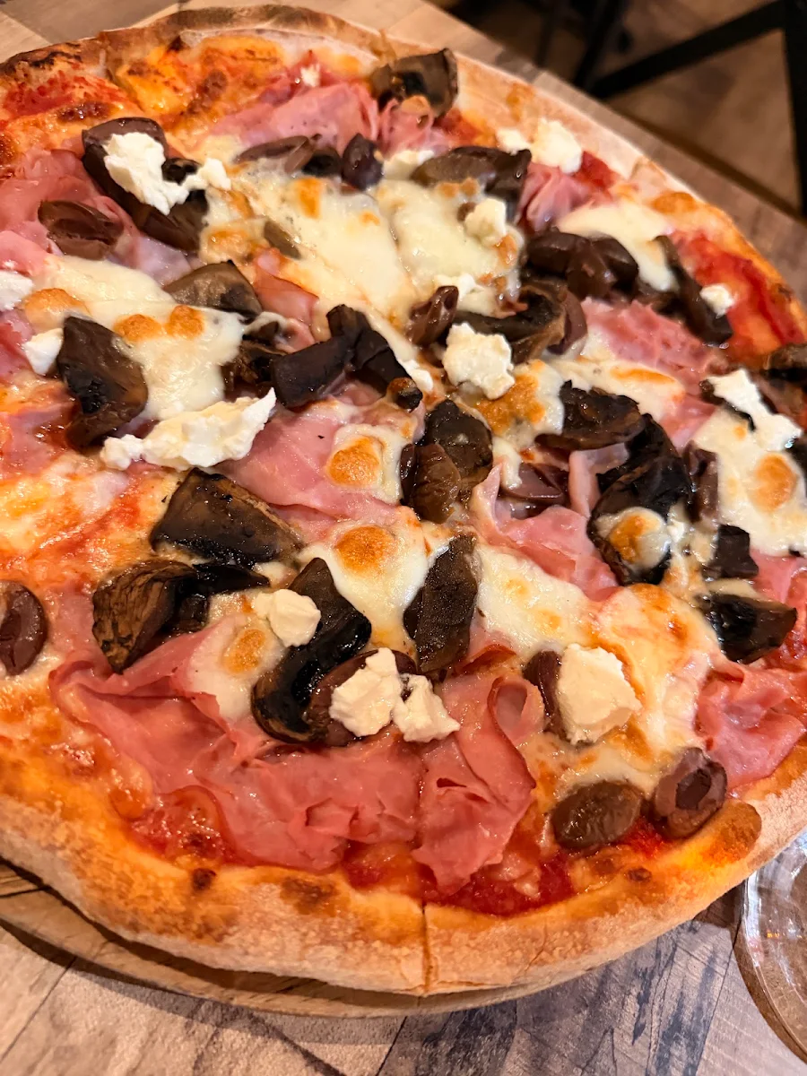 Capricciosa Pizza, Red Door Pizza