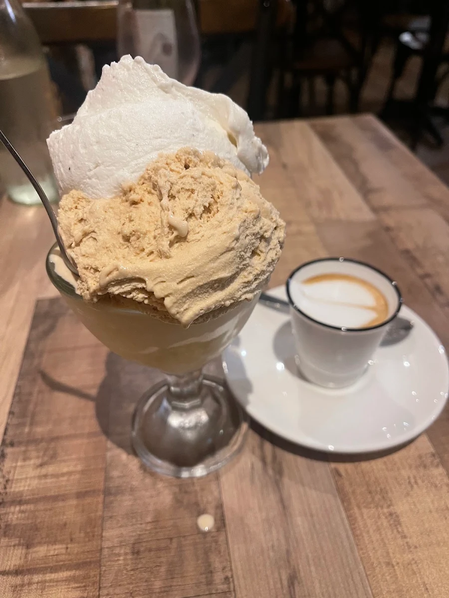 Gelato & Macchiato, Red Door Pizza