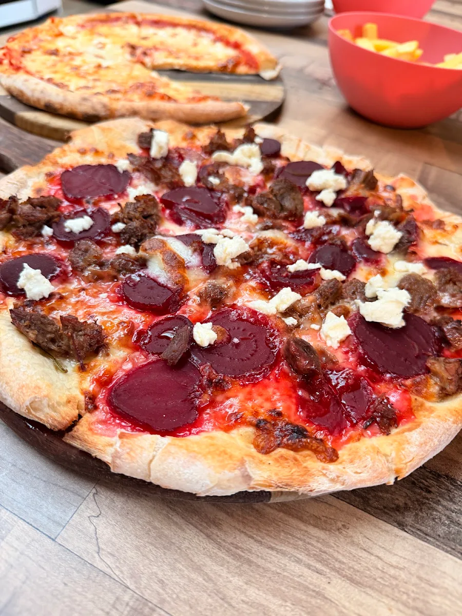 Highlights, Red Door Pizza