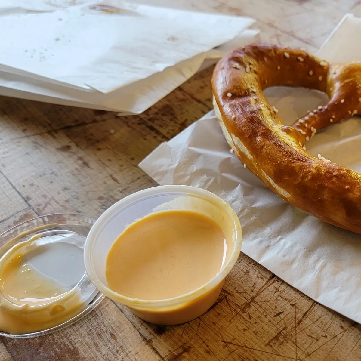 German Salt Pretzel w Cheese Sauce