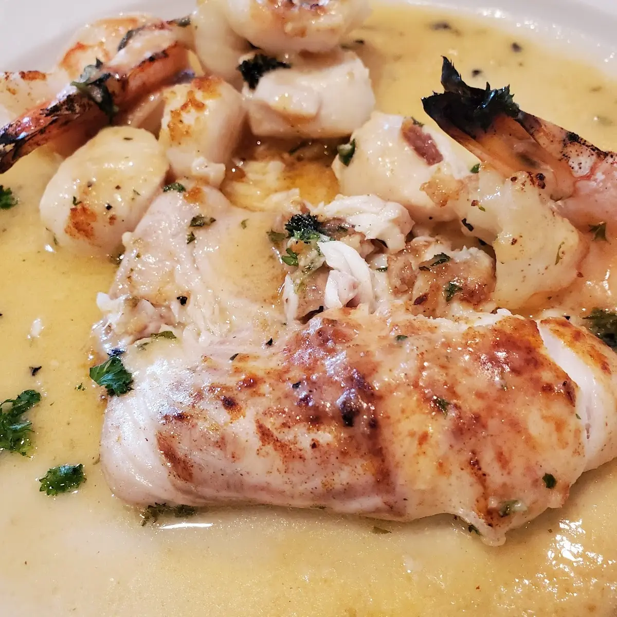 Broiled Seafood Platter