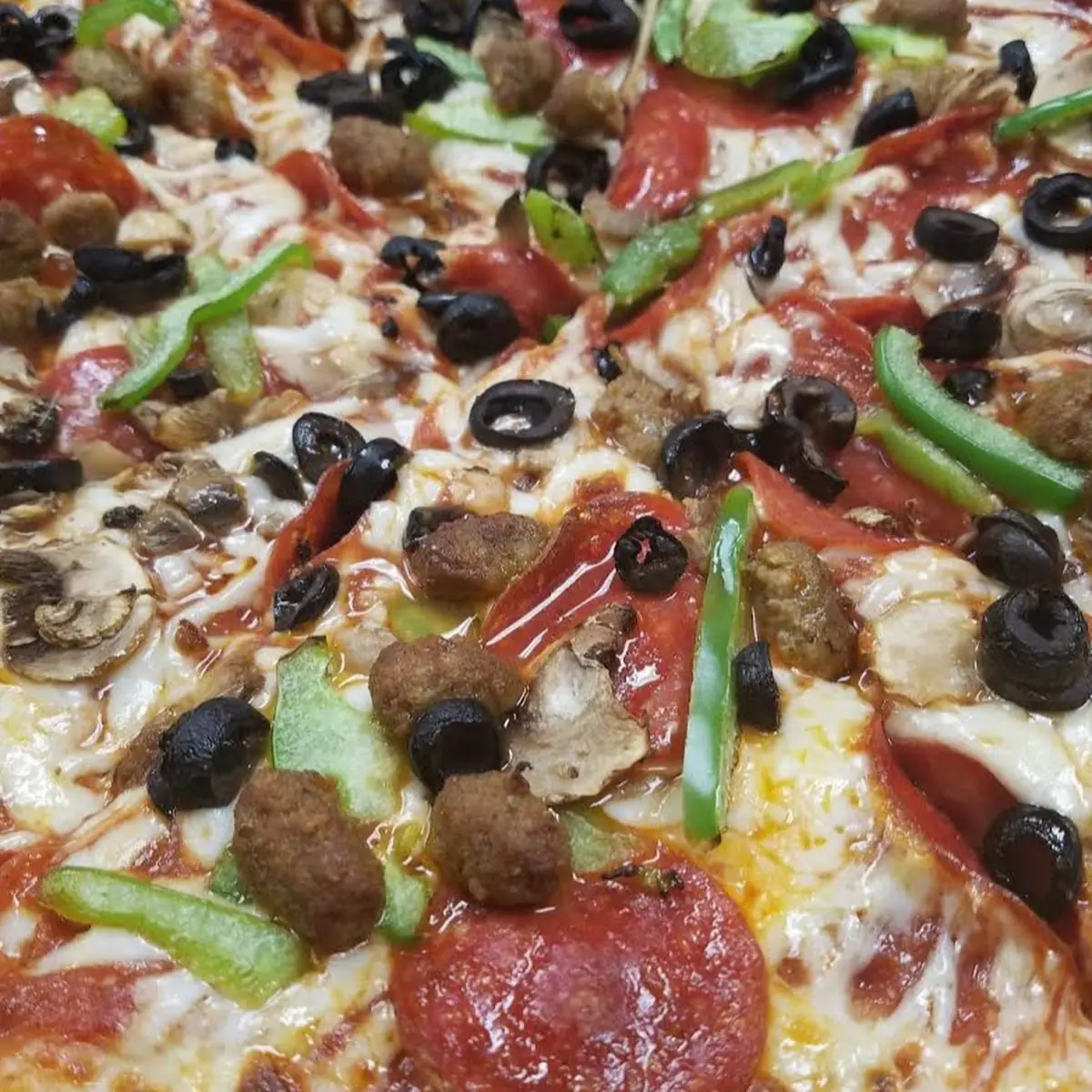 Pepperoni Mushroom Black Olive Beef Green Pepper