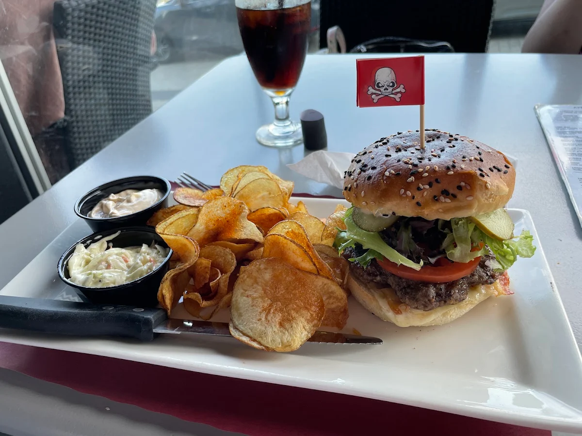Hamburger Du Moussaillon, Au Pavillon Noir
