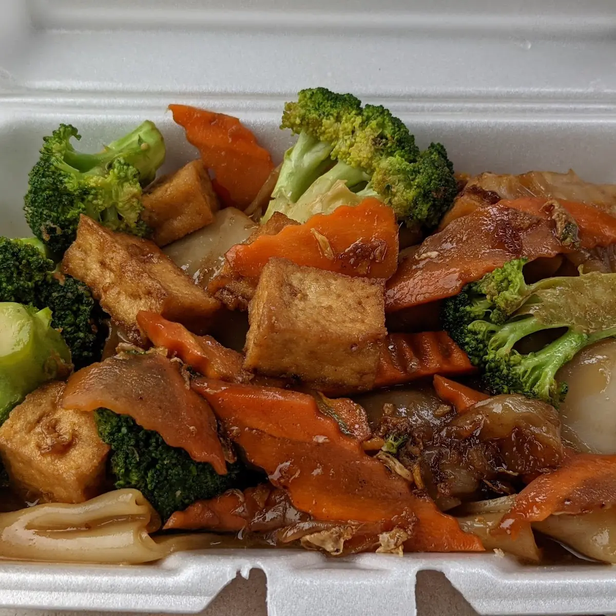 Pad See EW with Tofu