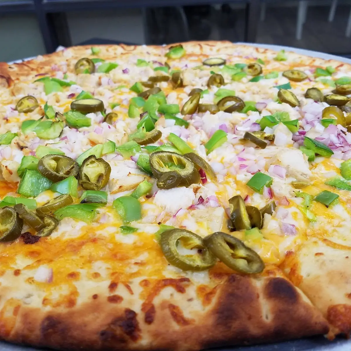 Green Chile Chicken 16 Pizza