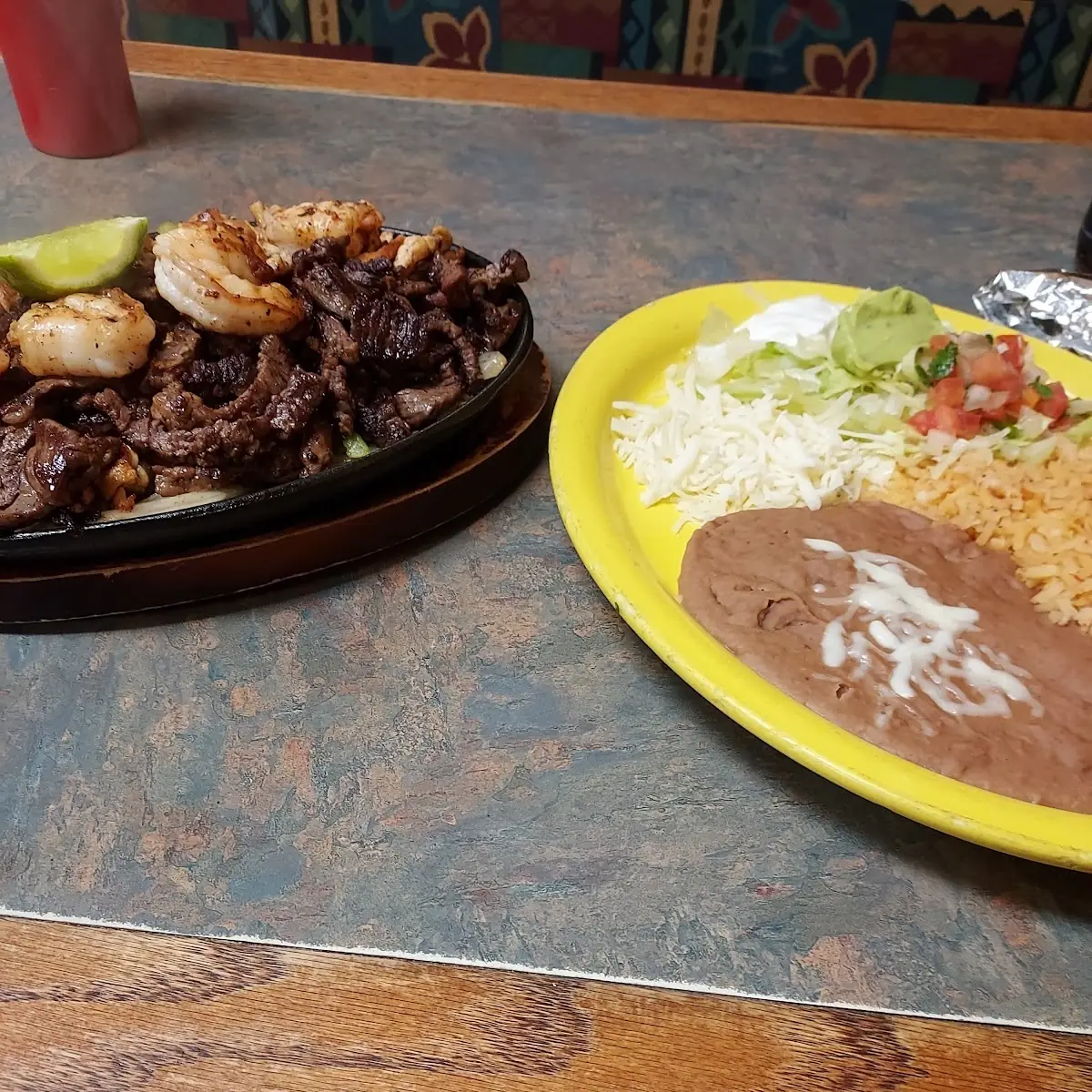 Fajita Super Burrito