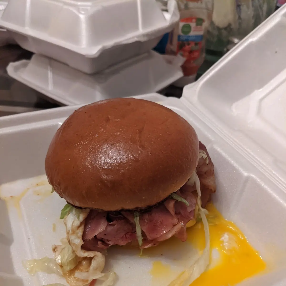 Build Your Burger with an Egg