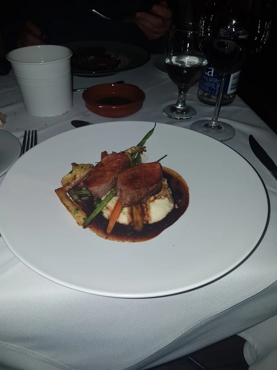 Veal Tenderloin, sEb L'artisan culinaire