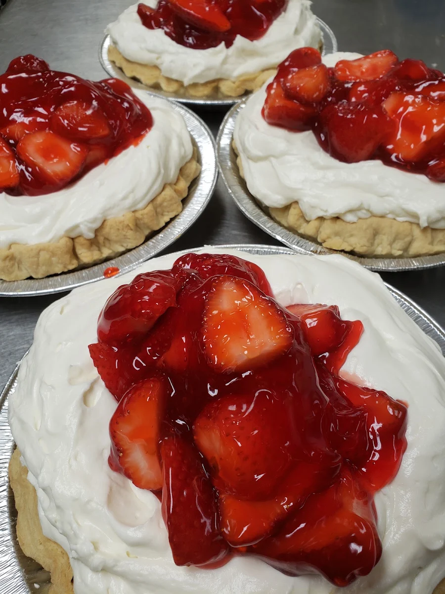 Strawberry and Cream Pie