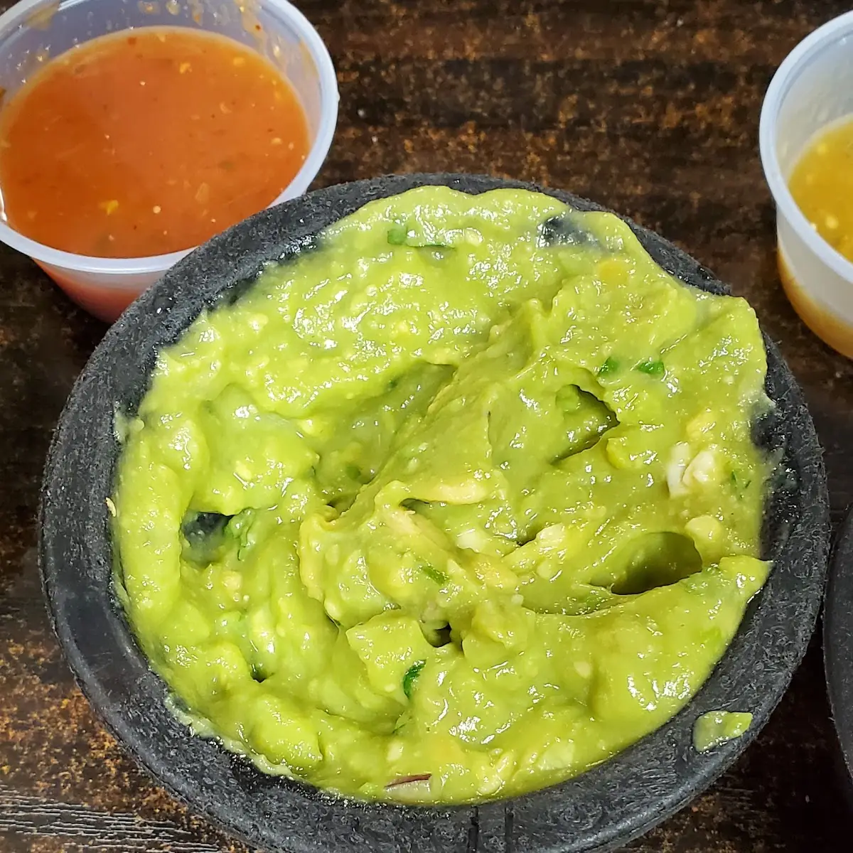 Salsa Verde Con Guacamole Dipp
