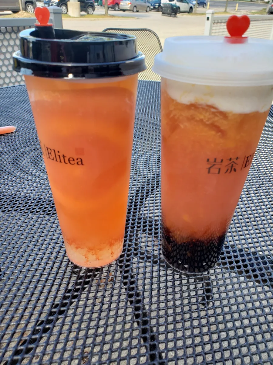 Peach Green Tea with Cheese Top