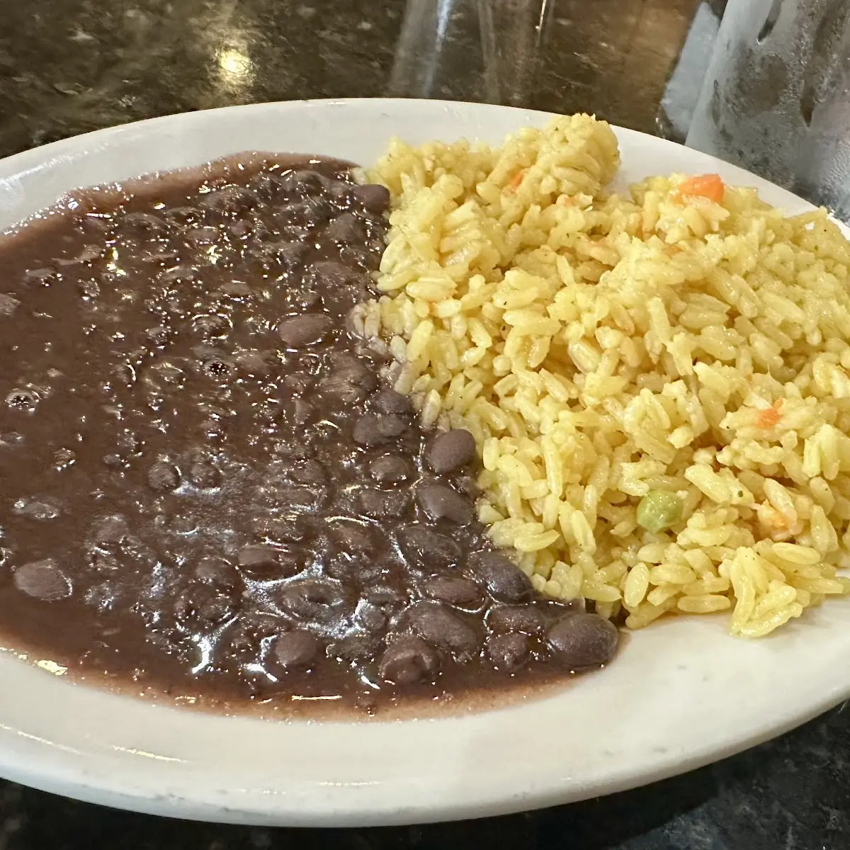 Arroz Amarillo Con Habichuelas