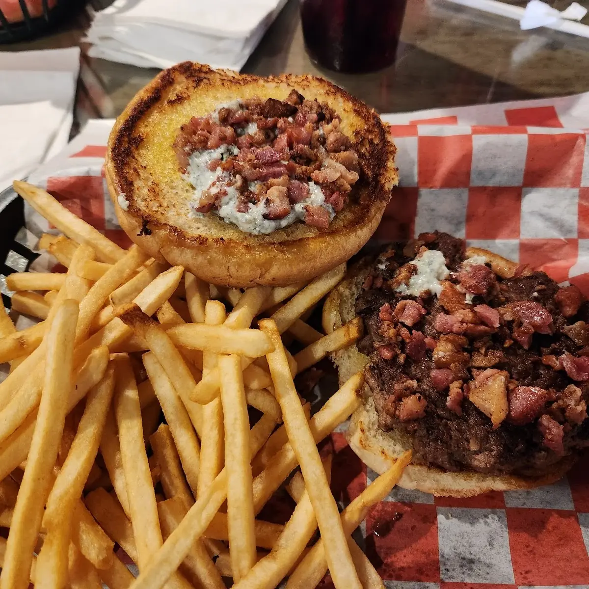 Bacon Cheeseburger