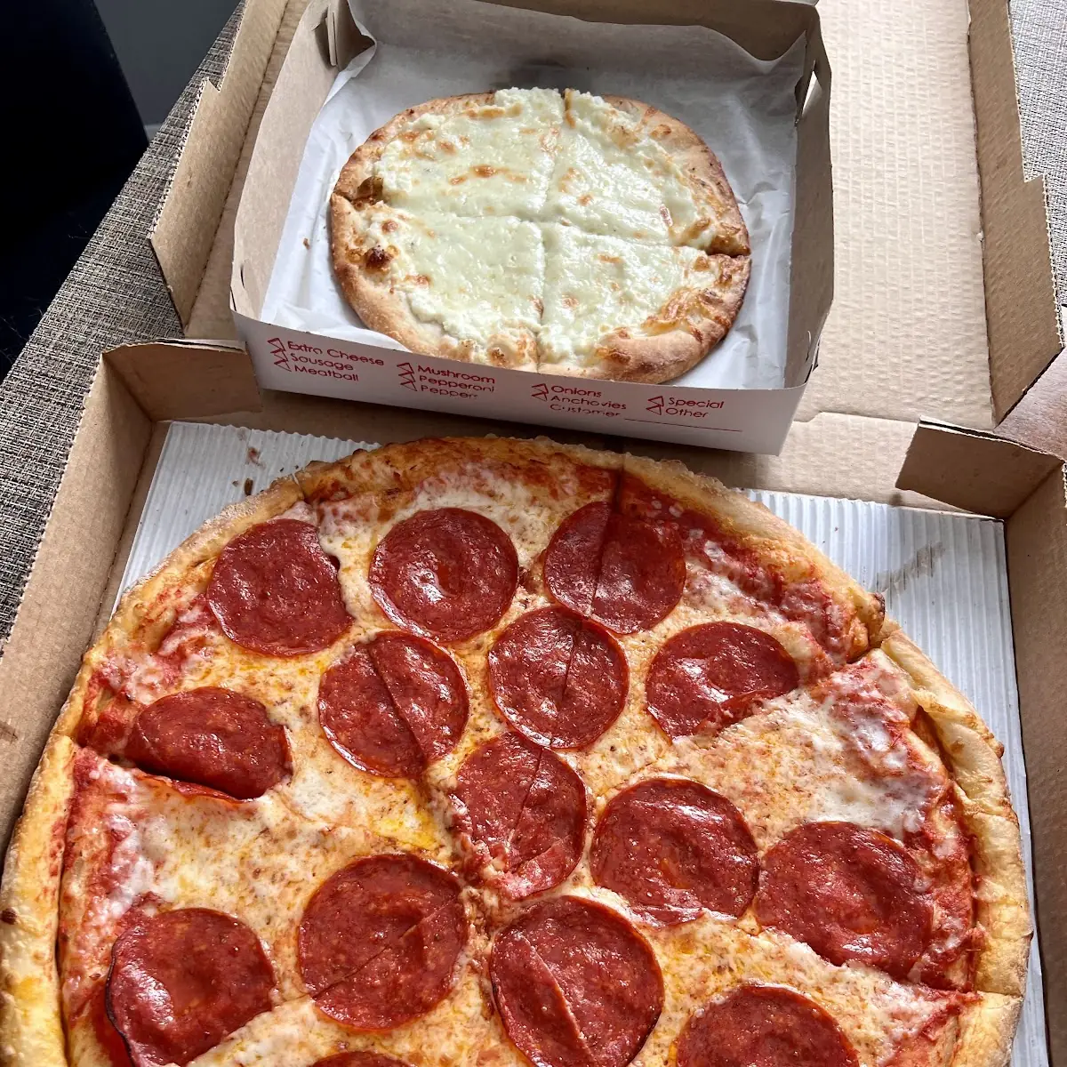 9" Hawaiian Pizza