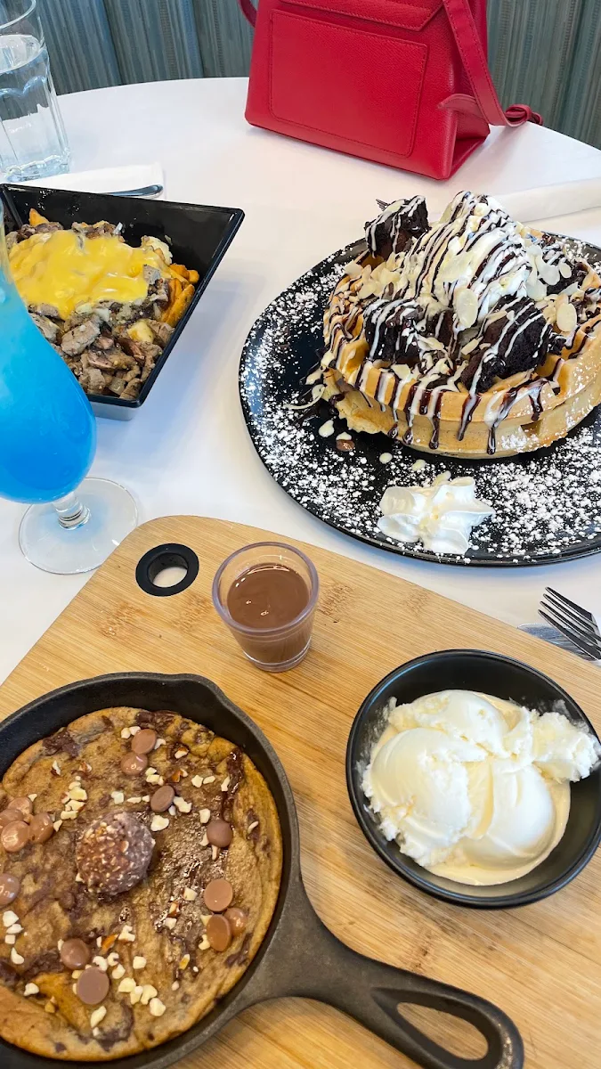 Chocolate Banana Waffle with Nutella