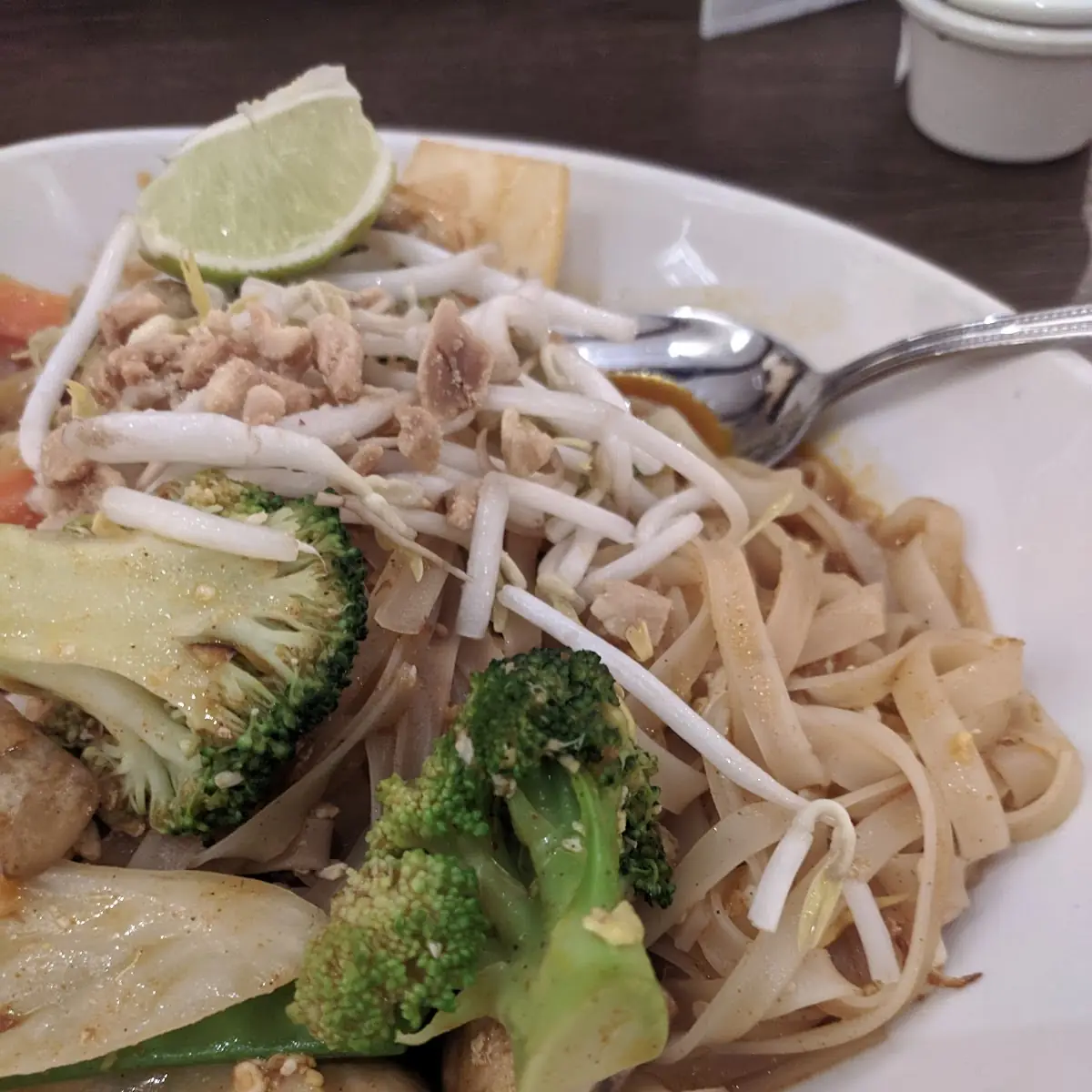 Nam Pad Nam Man Hoi