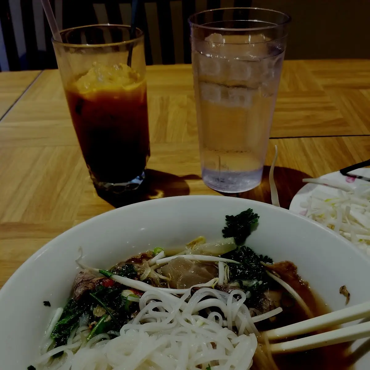 6 & Thai Tea