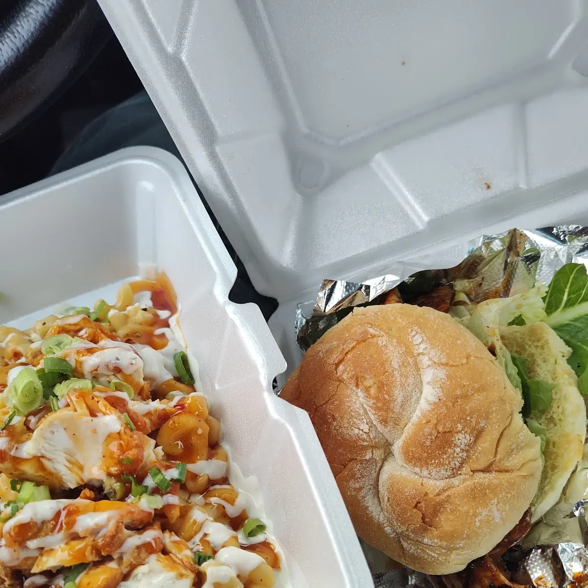 Jerk Chicken Sandwich and Mac and Cheese