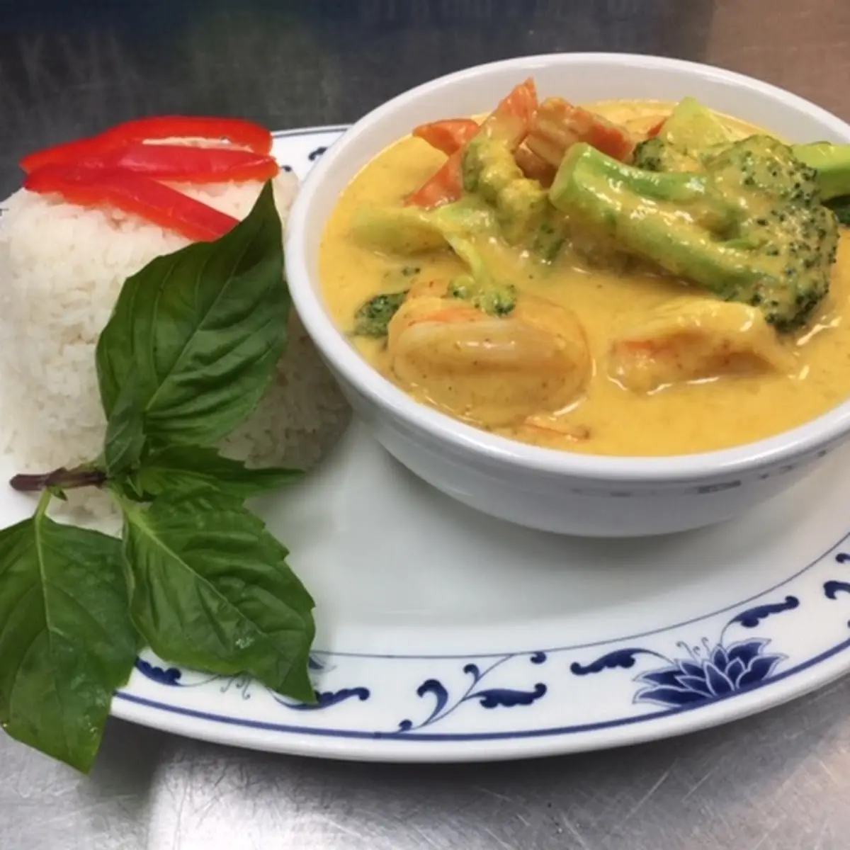 18 Yellow Curry