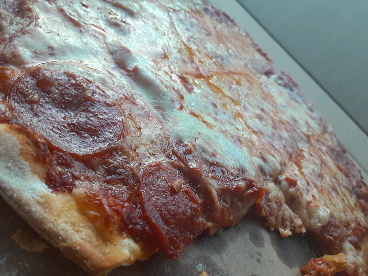14 Pepperoni Pizza