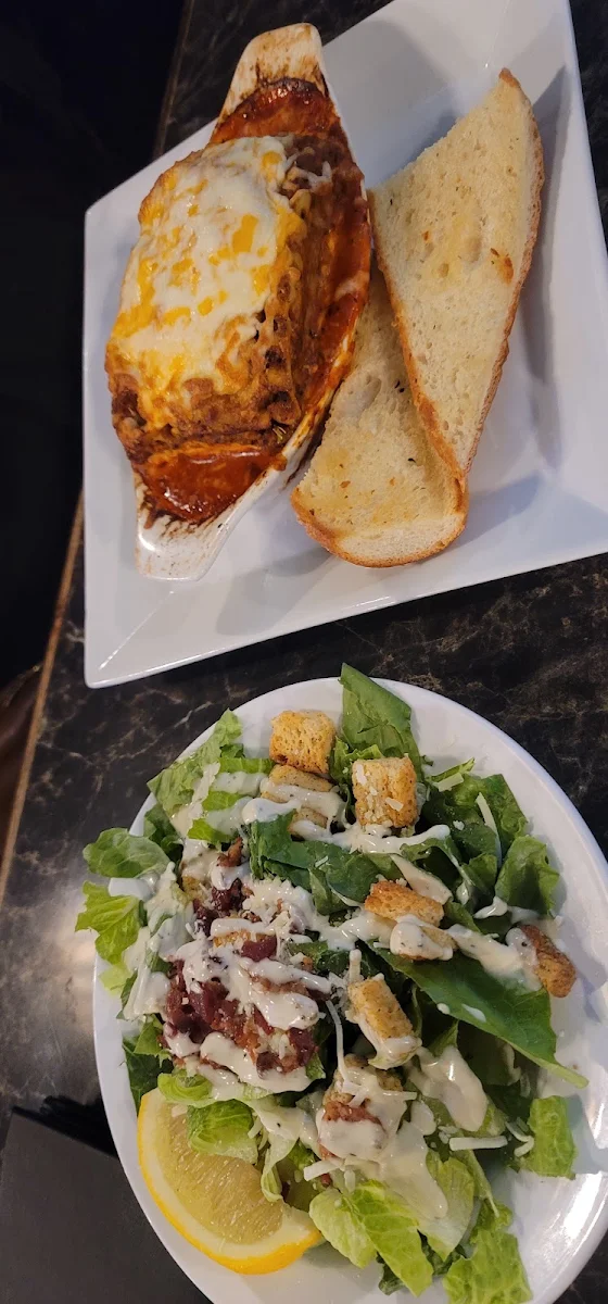 Lasagna, Whisky John's Oshawa