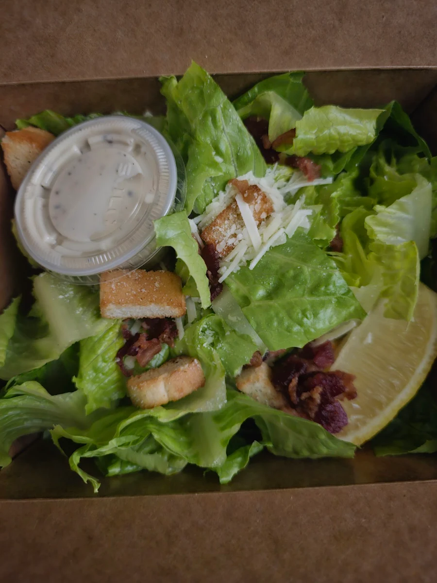 Salad, Whisky John's Oshawa