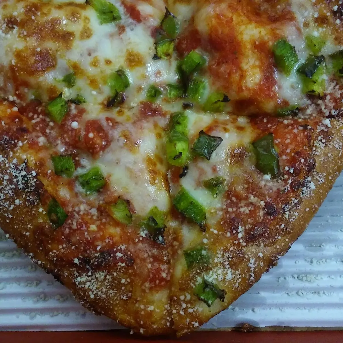 Cheese Green Peppers Pizza