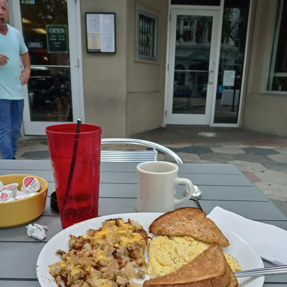 Corned Beef Hash Omelette Is Great