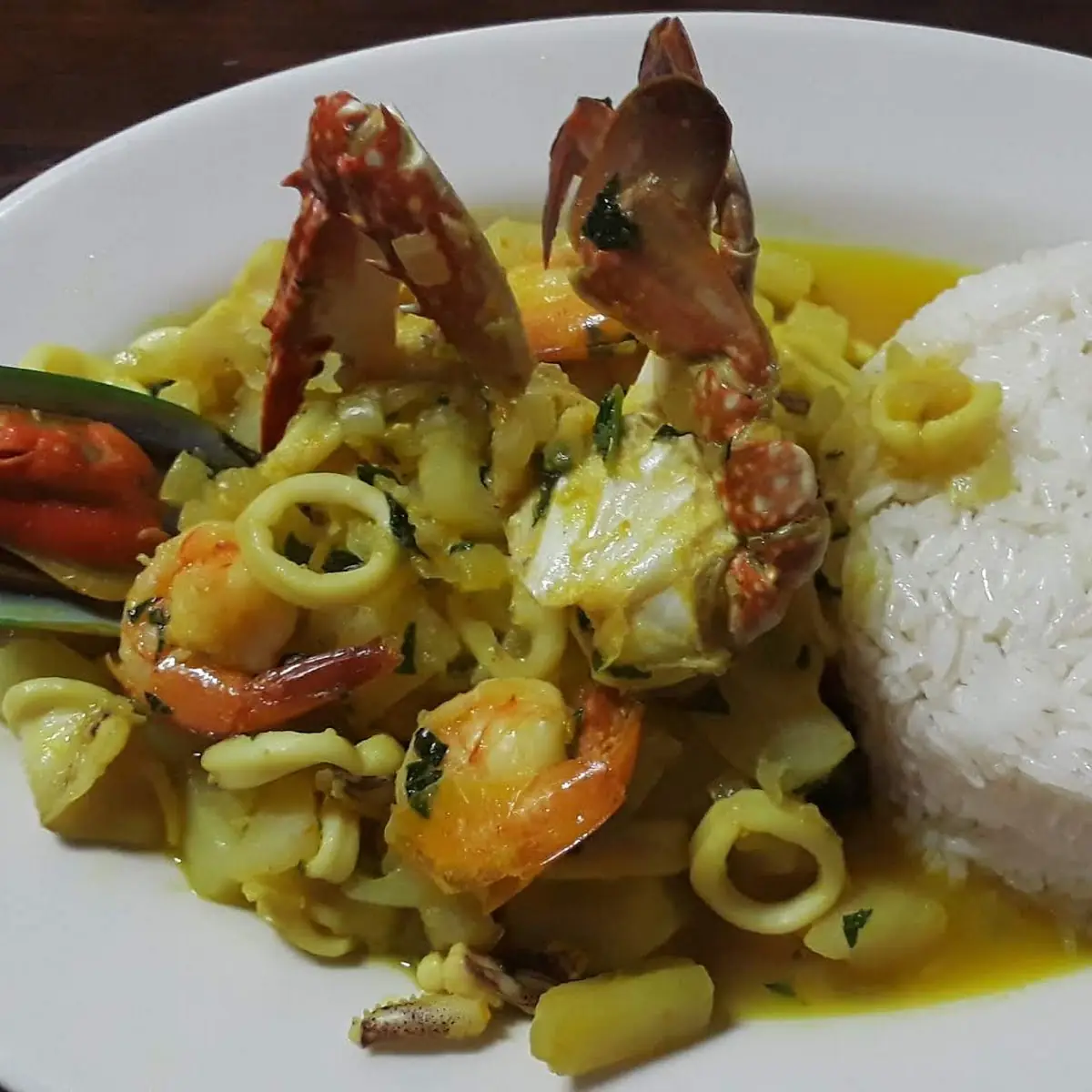 Cau Cau De Mariscos