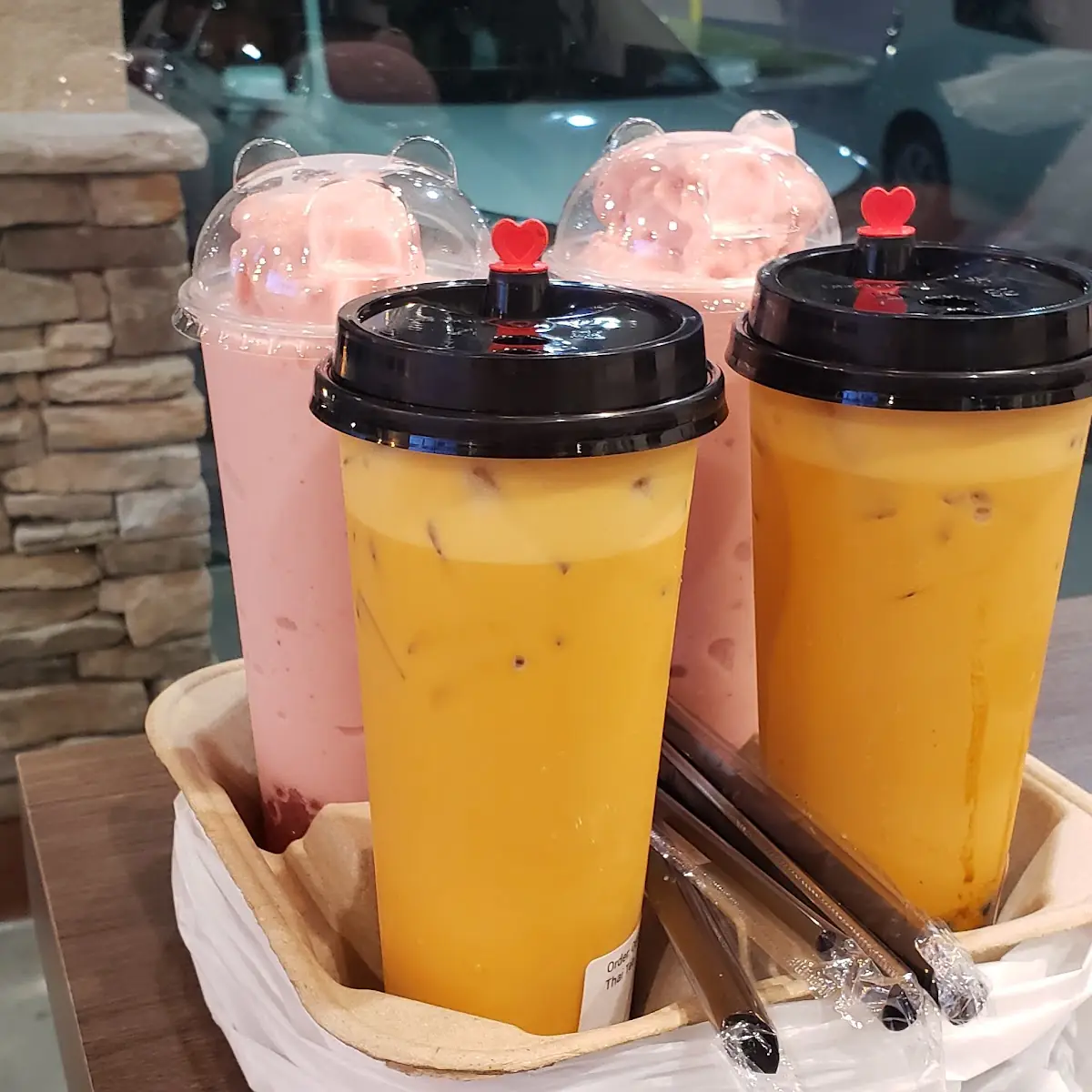 Strawberry Smoothie and Thai Iced Tea