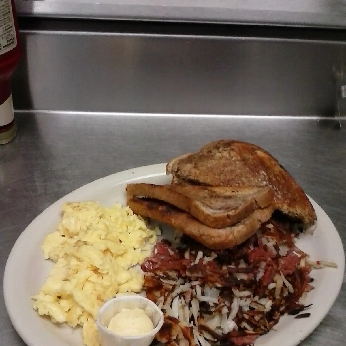 Corned Beef Hash and Egg and Toast