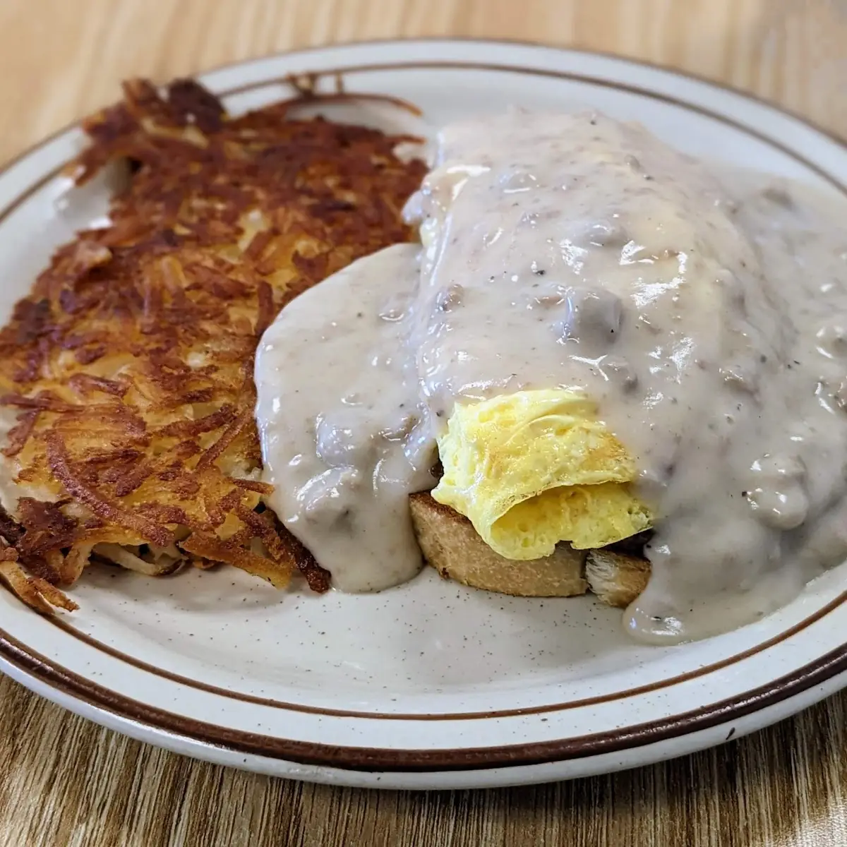 Hungry Hollow Scramble Biscuits & Gravy