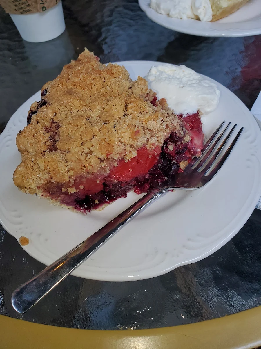 Mixed Berry Pie