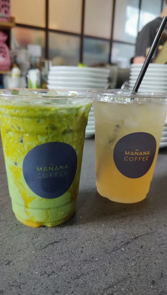 Mango Sticky Rice Matcha with Oat Milk