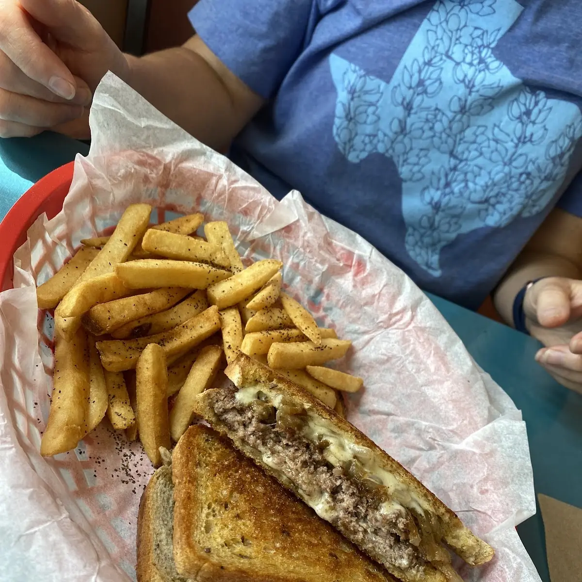 Chili Cheese Dog Combo