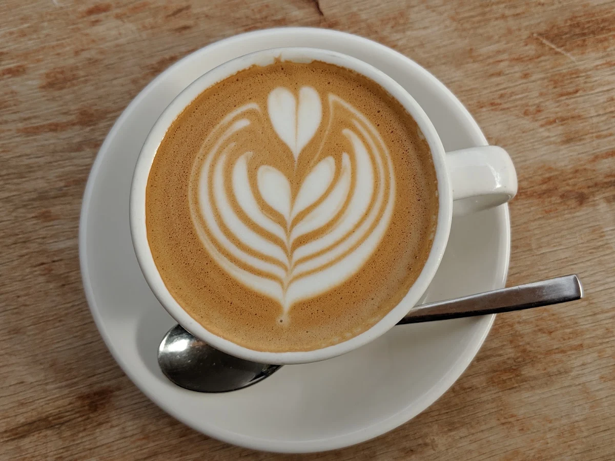 Flat White, DAYJOB
