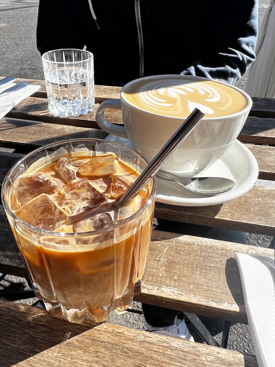 Iced Latte Small, DAYJOB