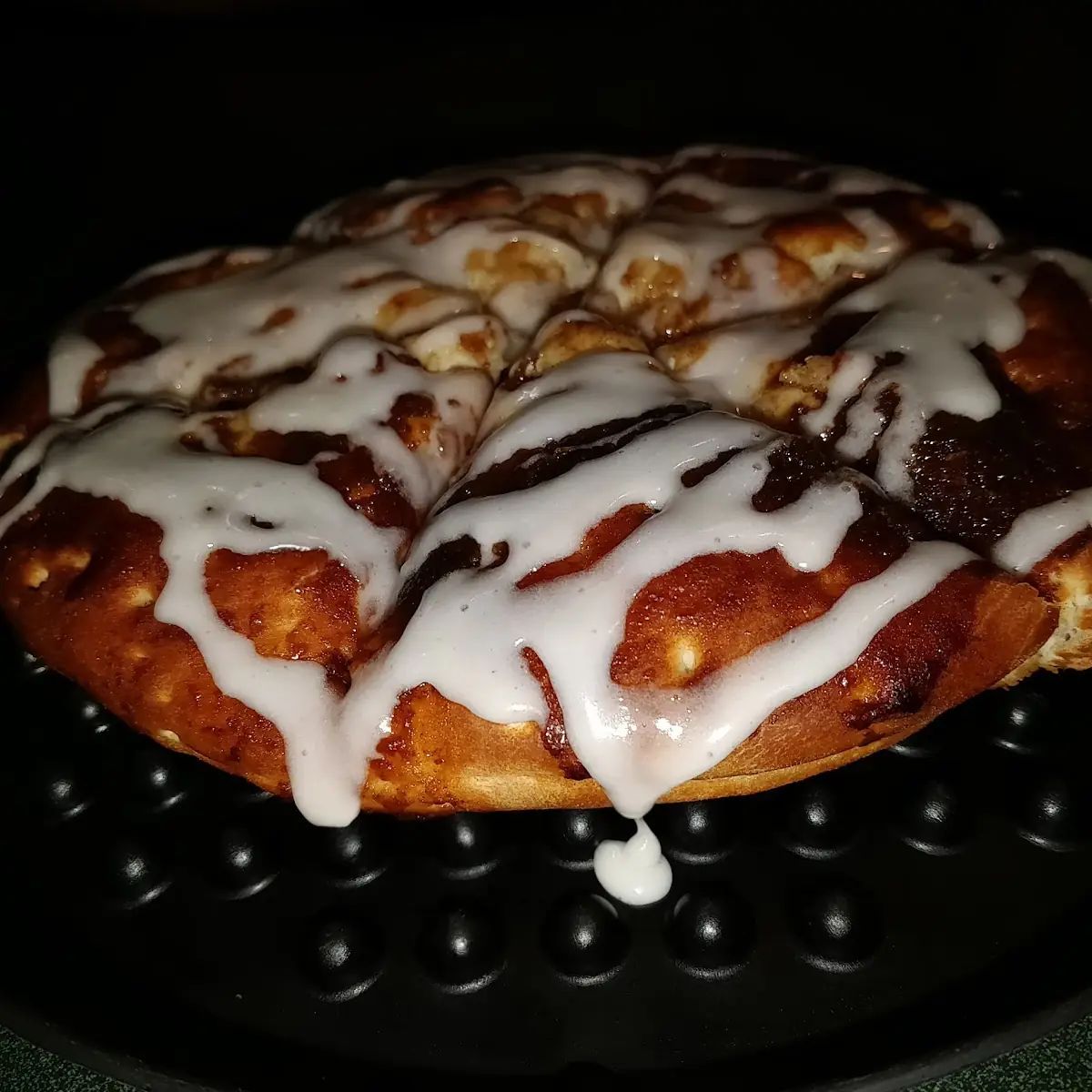 Cinnabread with Caramelized Pecans