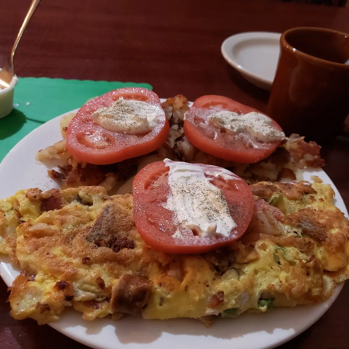 Everything Omelette and Tomato Slices