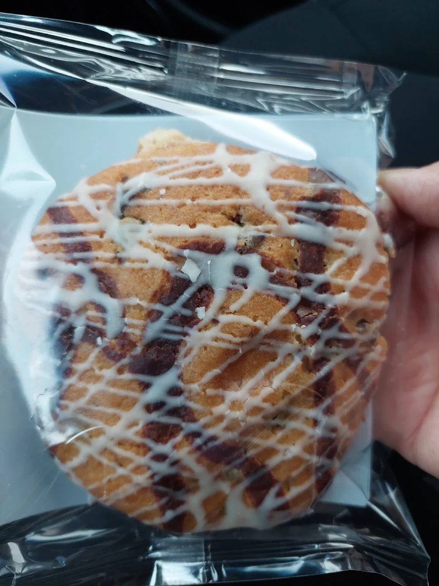 Muffin Top Chocolate Chip Cookie