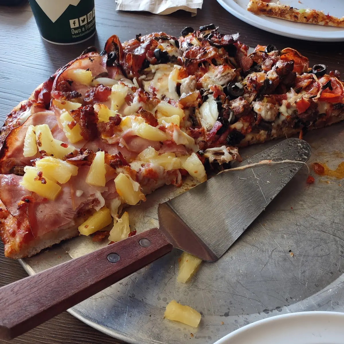 Hawaiian Pizza
