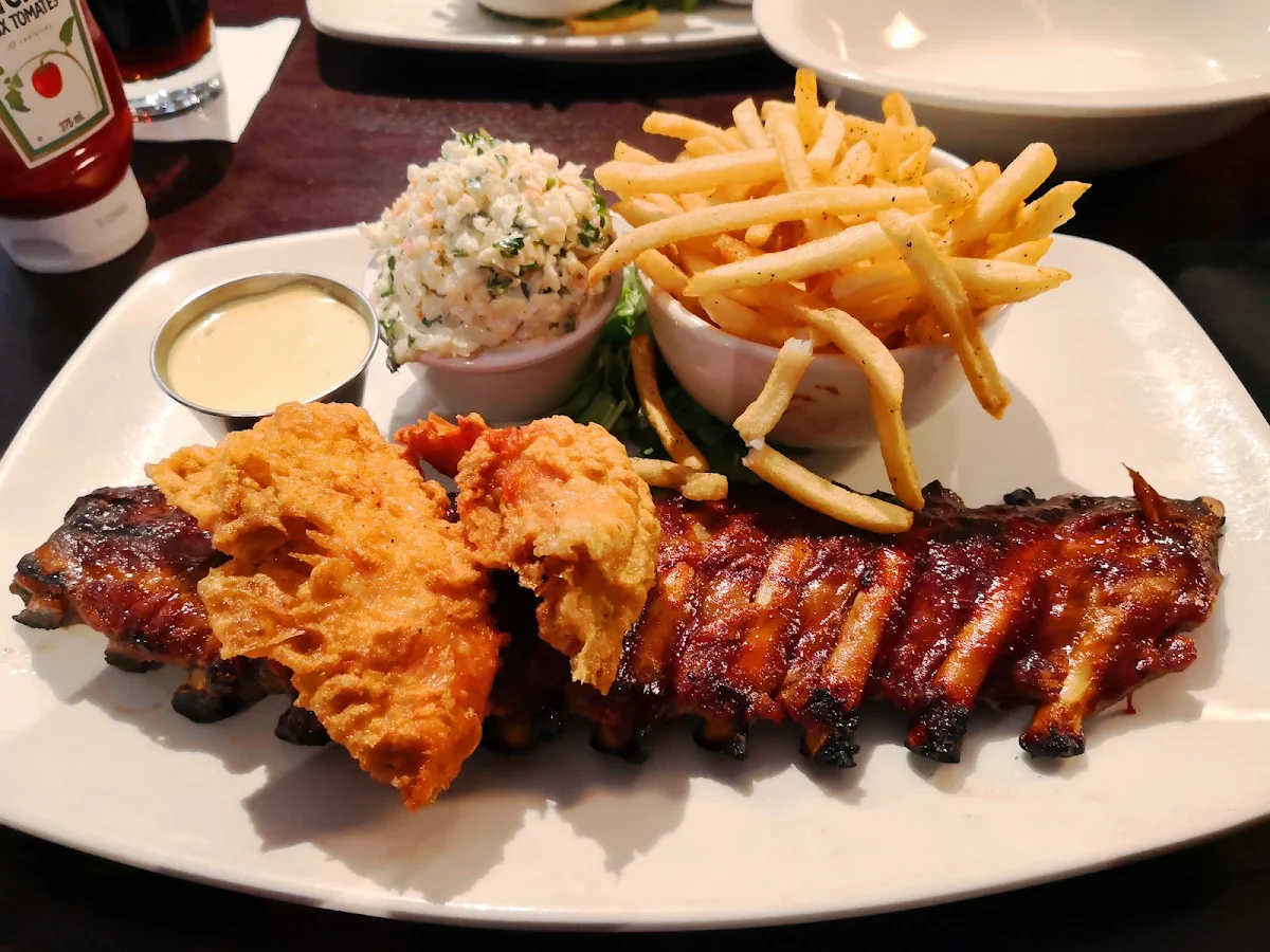 Ribs & Chicken
