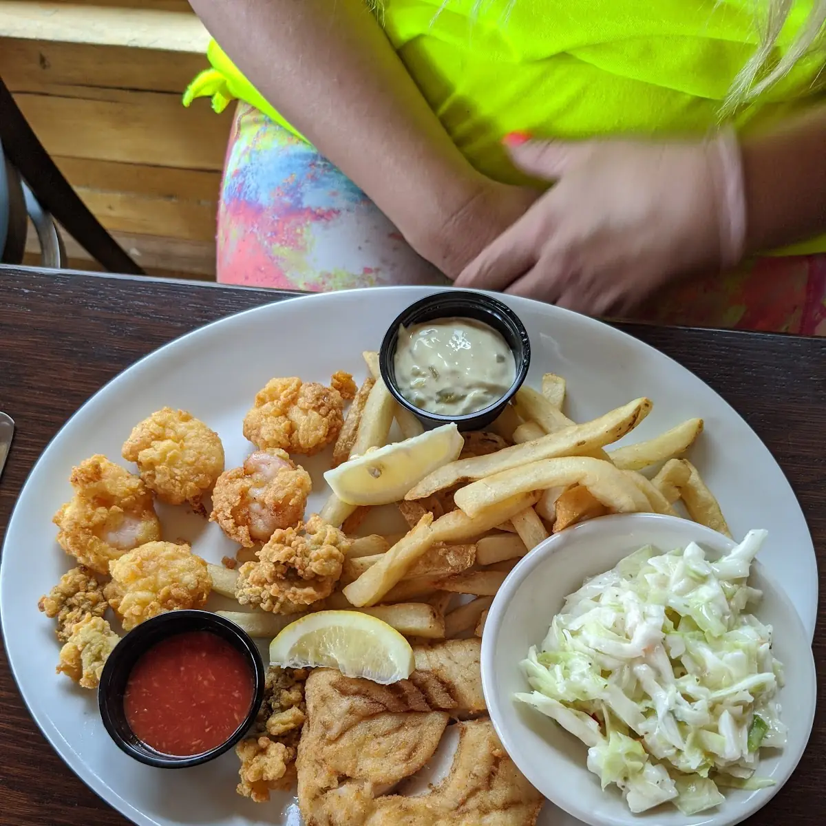 Fried Seafood Platter with Coleslaw