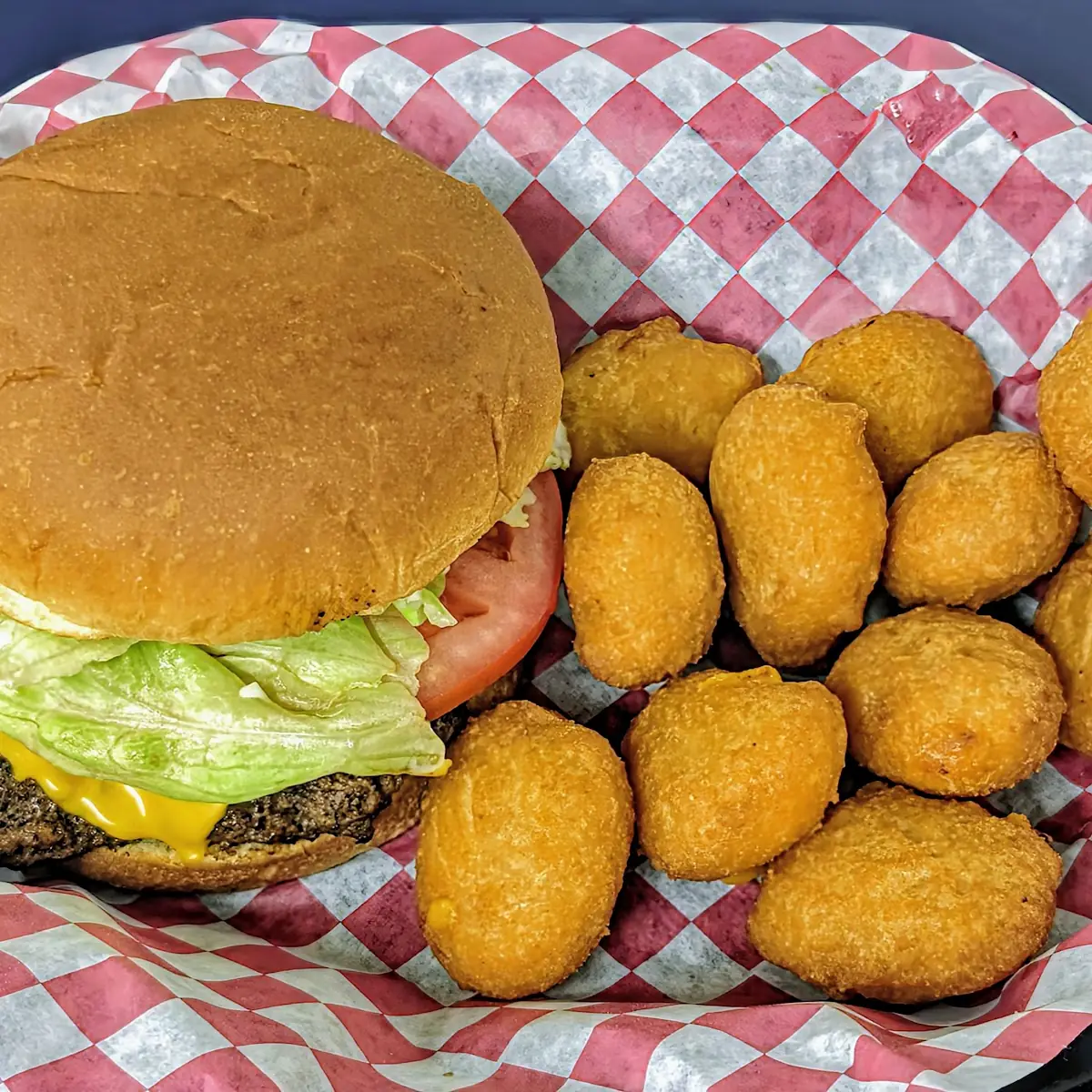 Cheeseburger with Mac N Cheese Nuggets