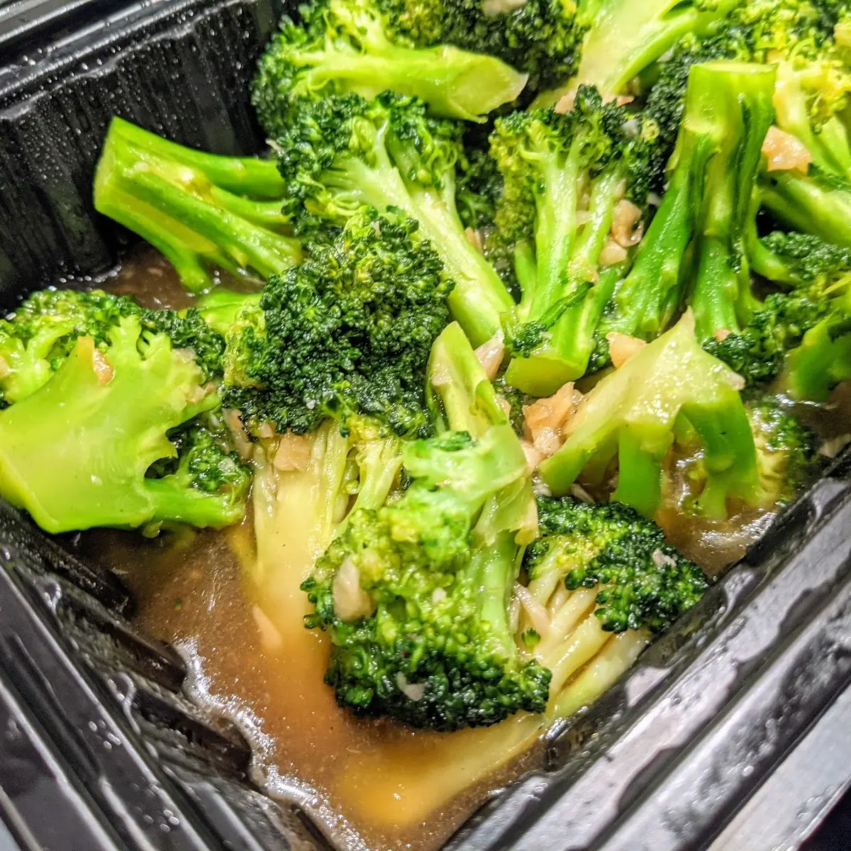 Broccoli with Garlic Sauce